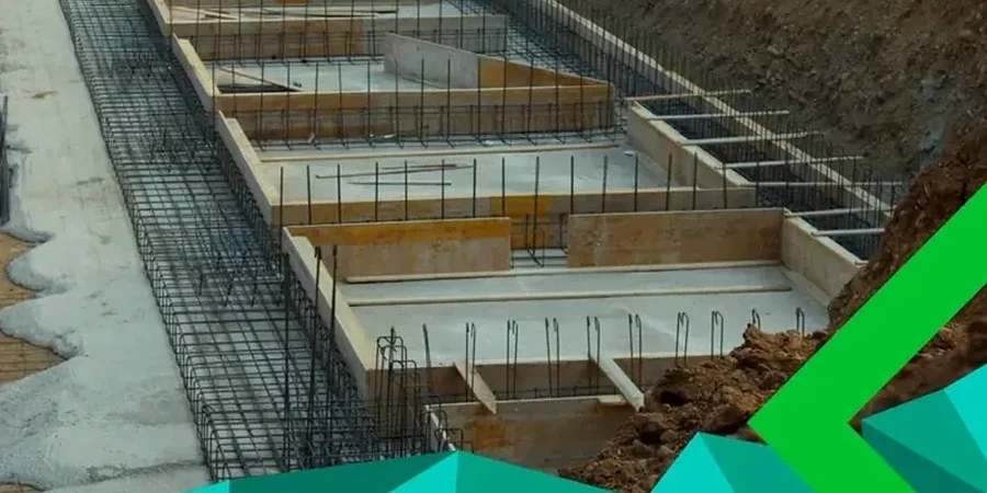 Flachgründungsbemessung in Neubrandenburg – Geotechnik für tragfähige Bodenplatten und Streifenfundamente
